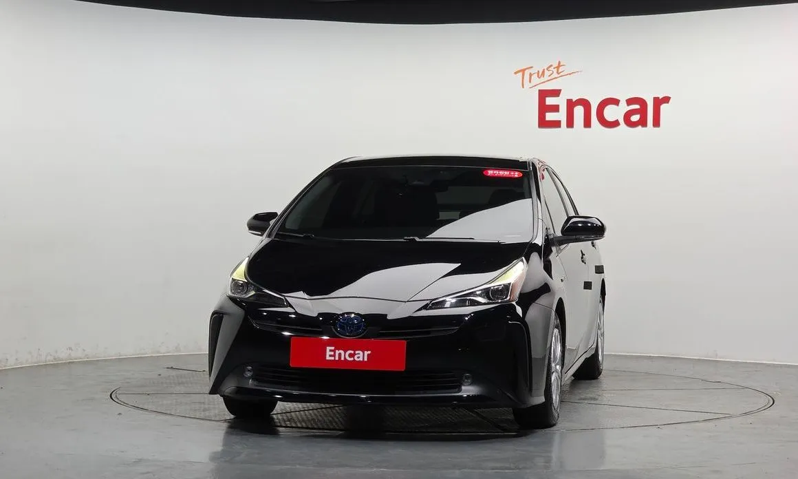 Toyota Prius — фото 3