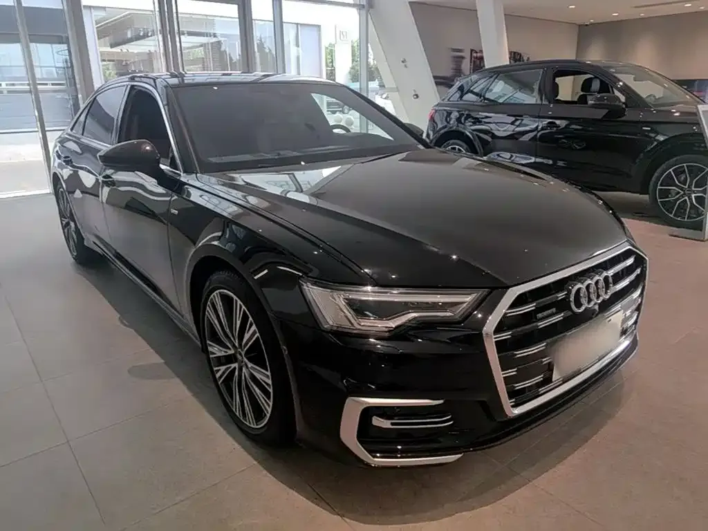 Audi A6L — фото 7
