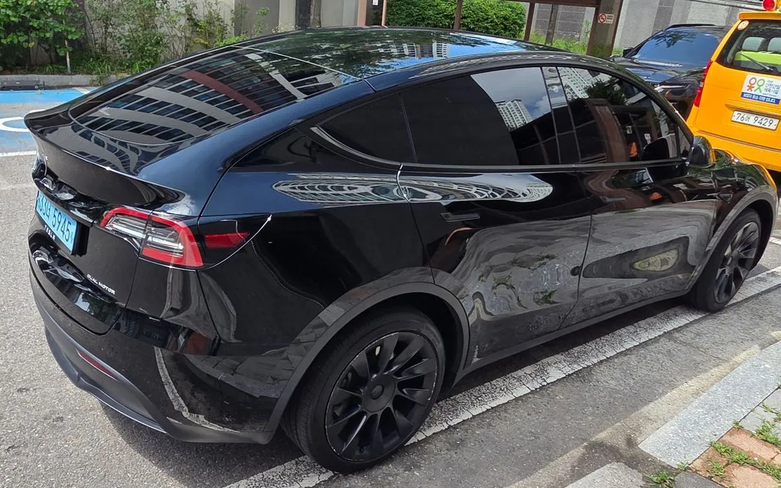 Tesla Model Y — фото 7