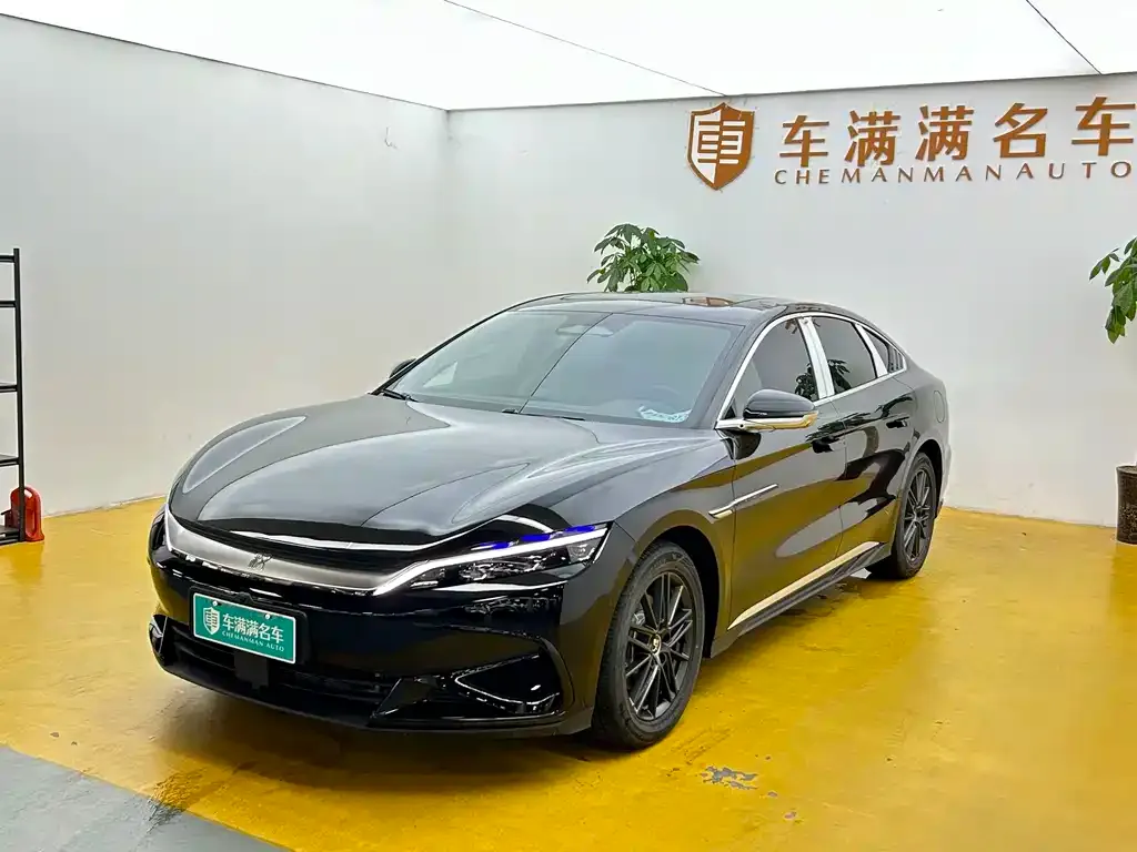 BYD Han — фото 1