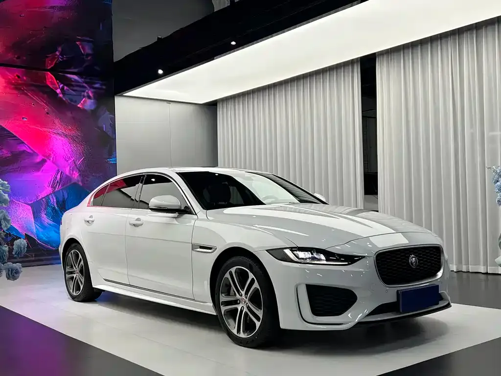 Jaguar XEL — фото 2