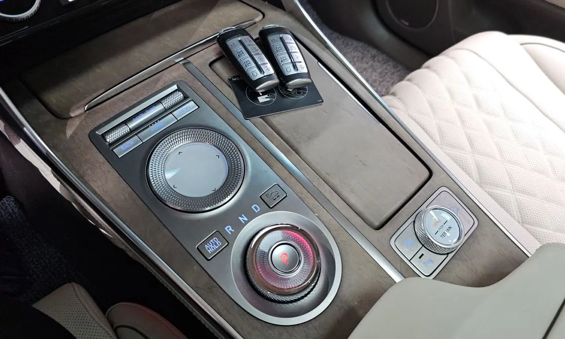 Genesis GV80 — фото 10