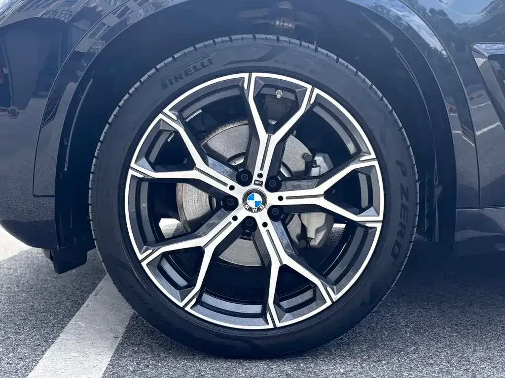 BMW X5 — фото 5