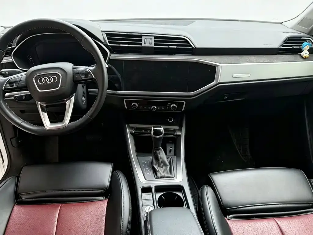 Audi Q3 — фото 6