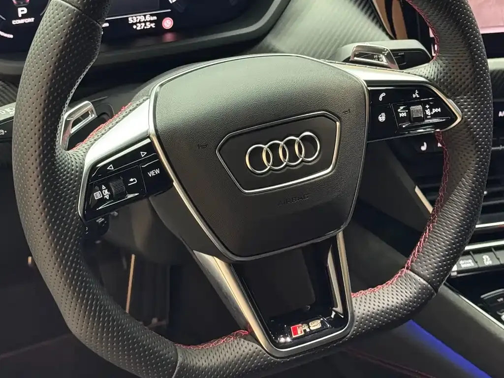 Audi RS e-tron GT 2024 из CN, фото 8