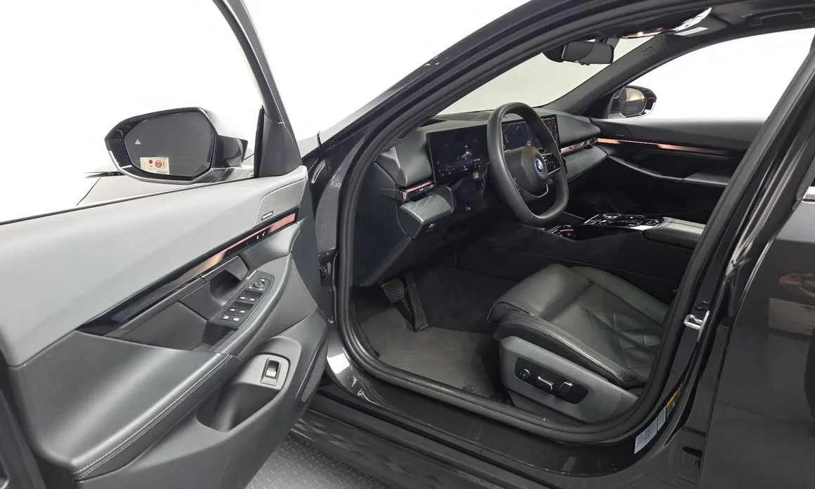 BMW i5 2024 из KR, фото 7