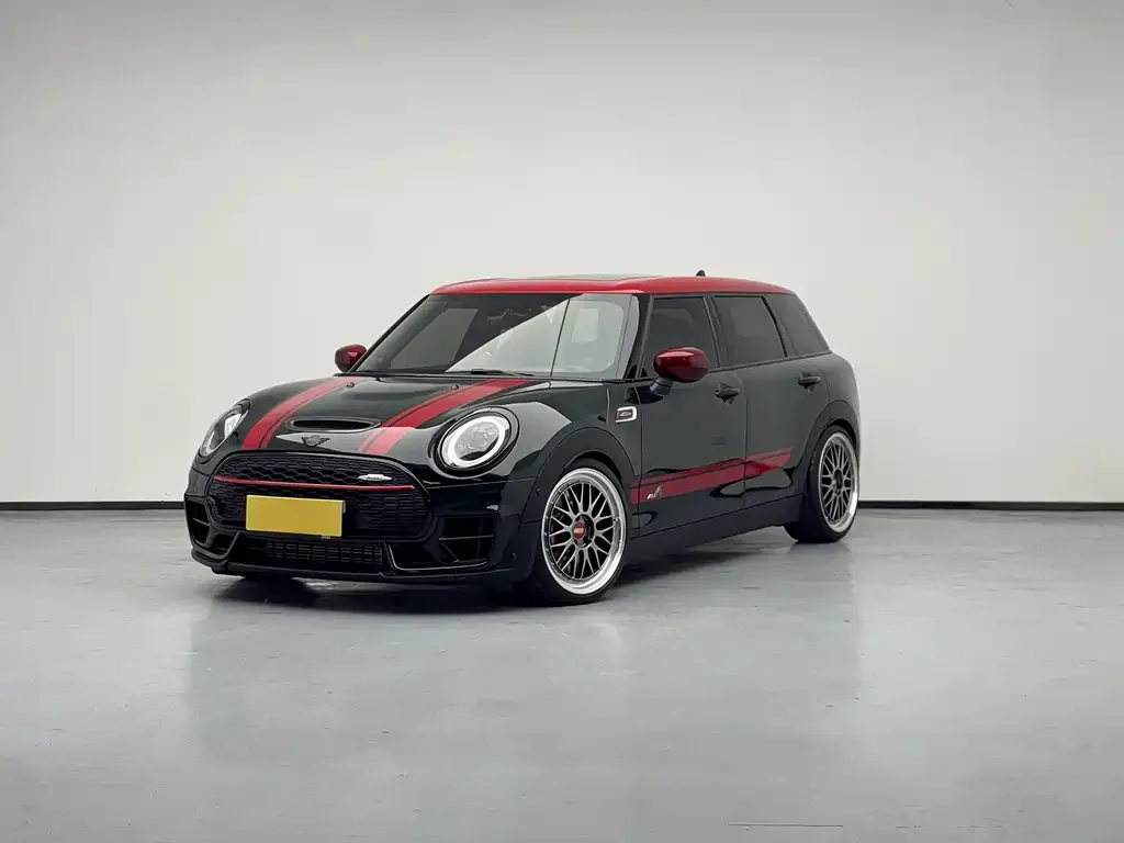 MINI Clubman JCW