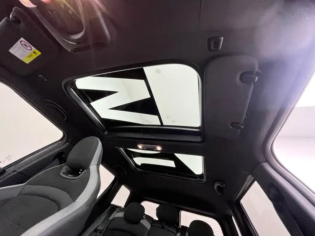 MINI Clubman JCW 2021 из CN, фото 3