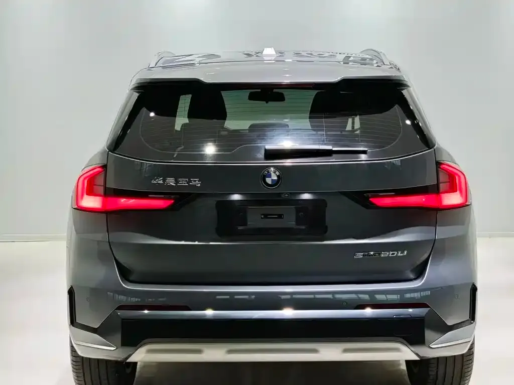 BMW X1 — фото 2