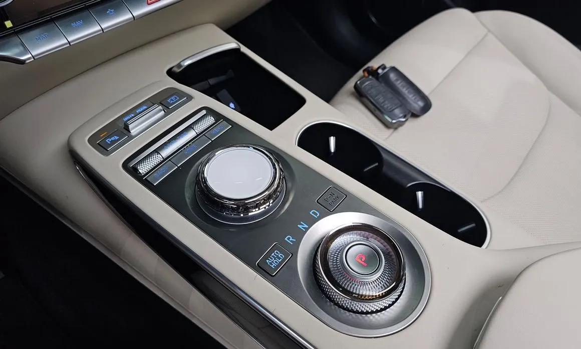 Genesis GV70 — фото 10