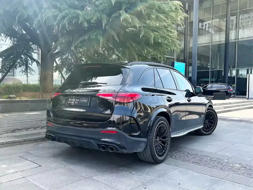 Mercedes-Benz GLC AMG — фото 5