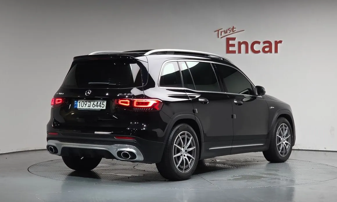 Mercedes-Benz GLB-Class — фото 2
