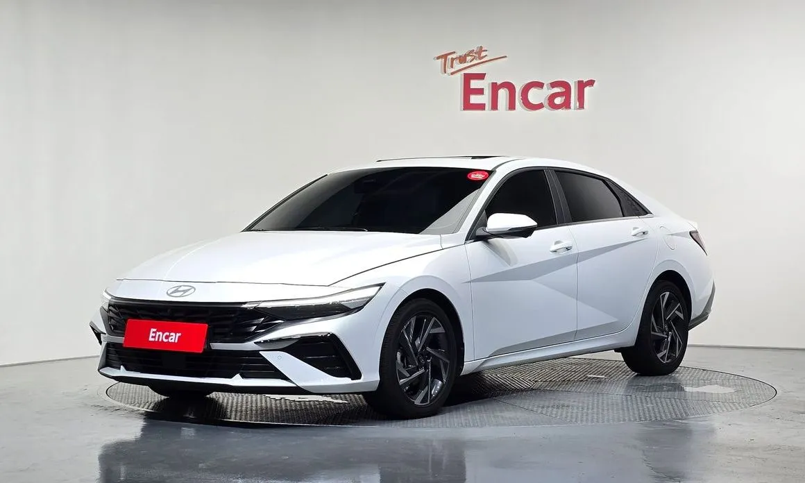 Hyundai AVANTE — фото 1