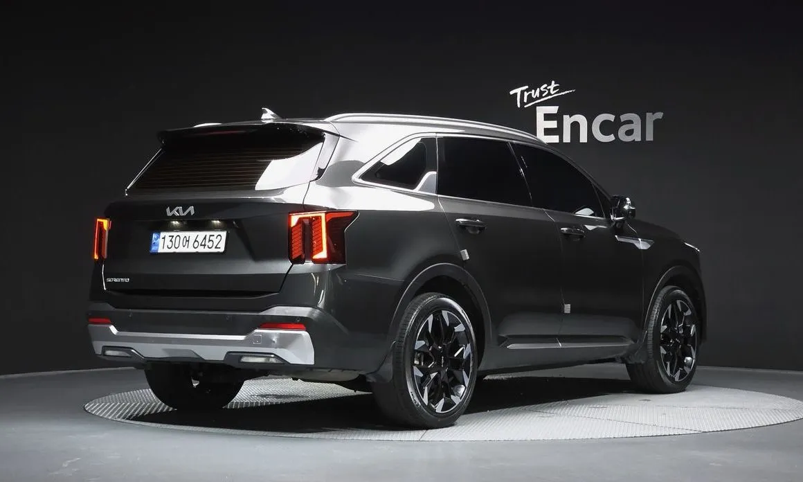 Kia Sorento — фото 4