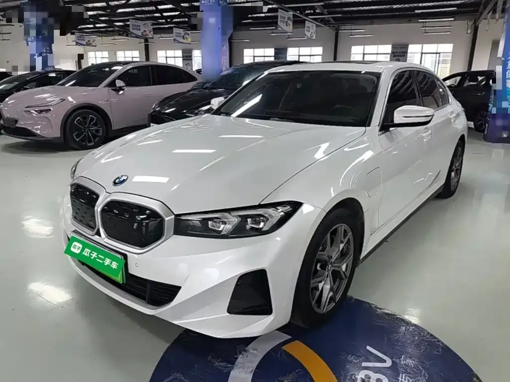 BMW i3 — фото 1
