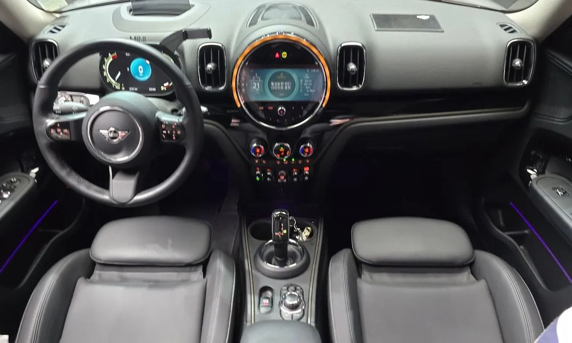 Mini Countryman — фото 8
