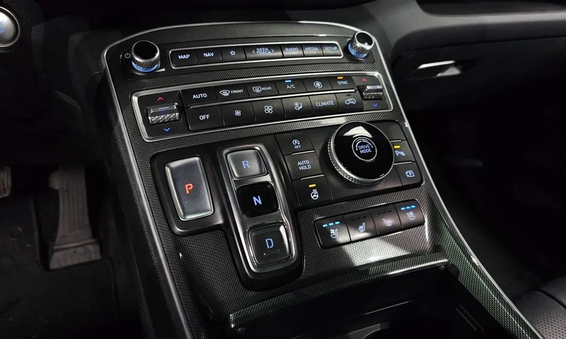 Hyundai Santafe — фото 3