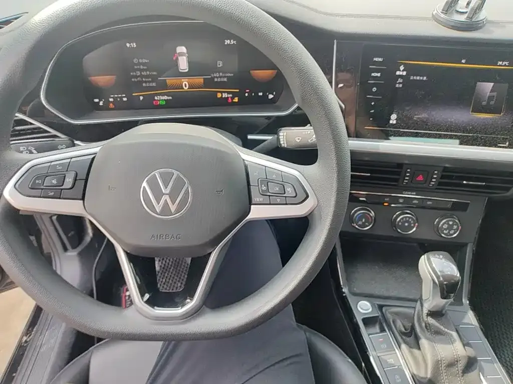 Volkswagen Passat — фото 9