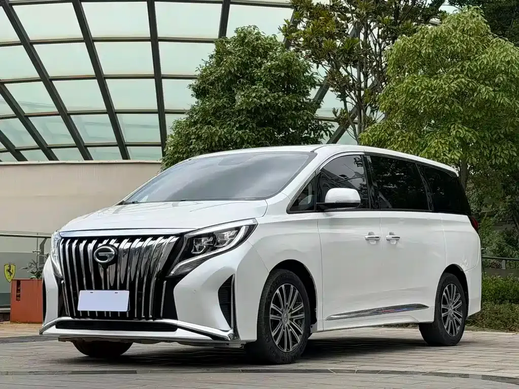 GAC Motor Trumpchi M8 — фото 1