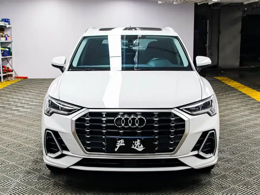 Audi Q3 — фото 9