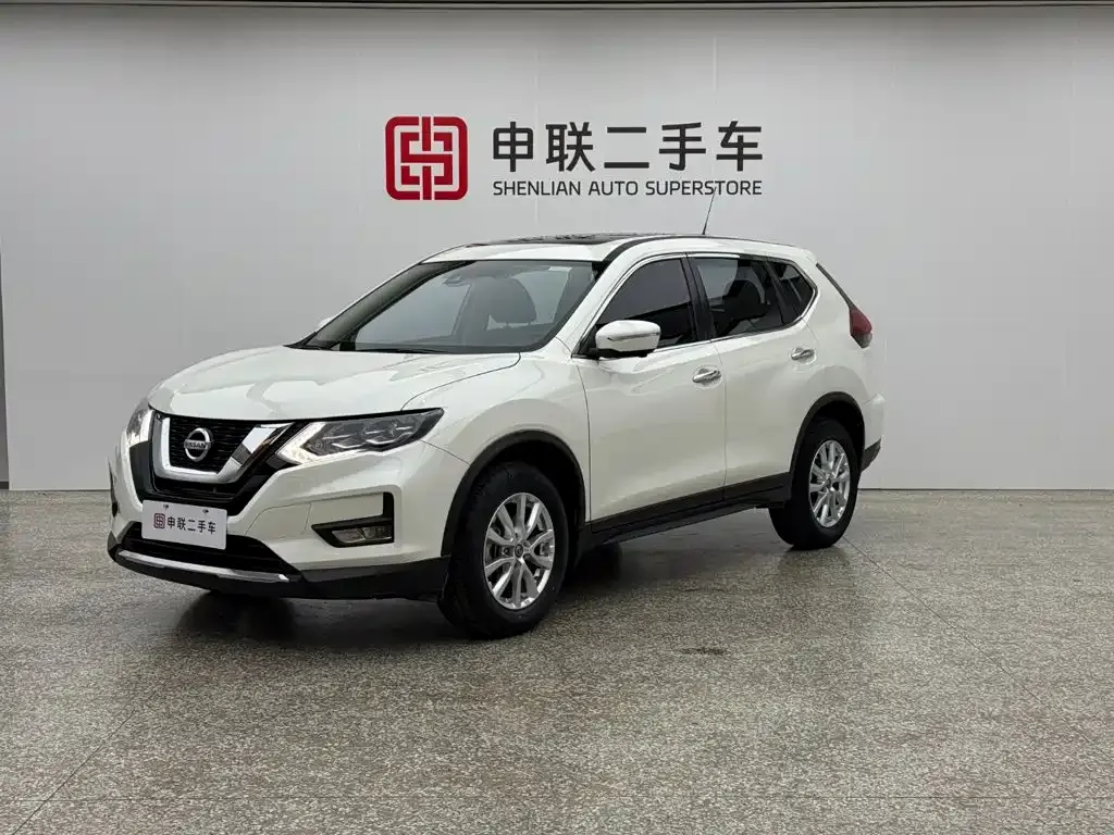 Nissan X-Trail — фото 1