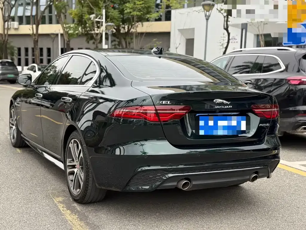 Jaguar XEL — фото 10