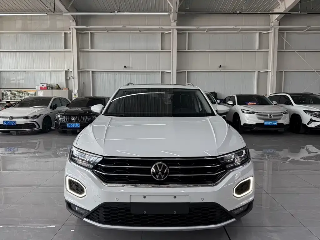 Volkswagen T-Roc — фото 4