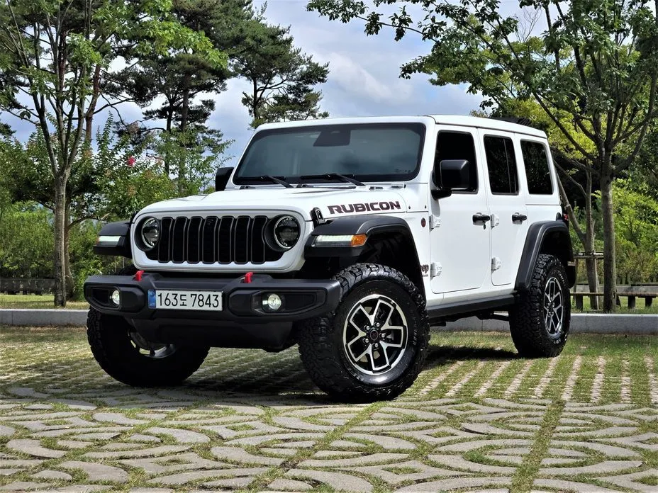 Jeep Wrangler — фото 1