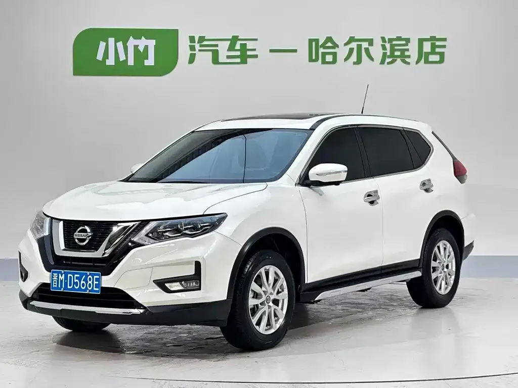 Nissan X-Trail — фото 1