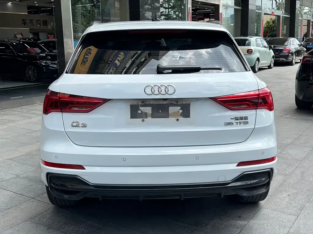 Audi Q3 — фото 4