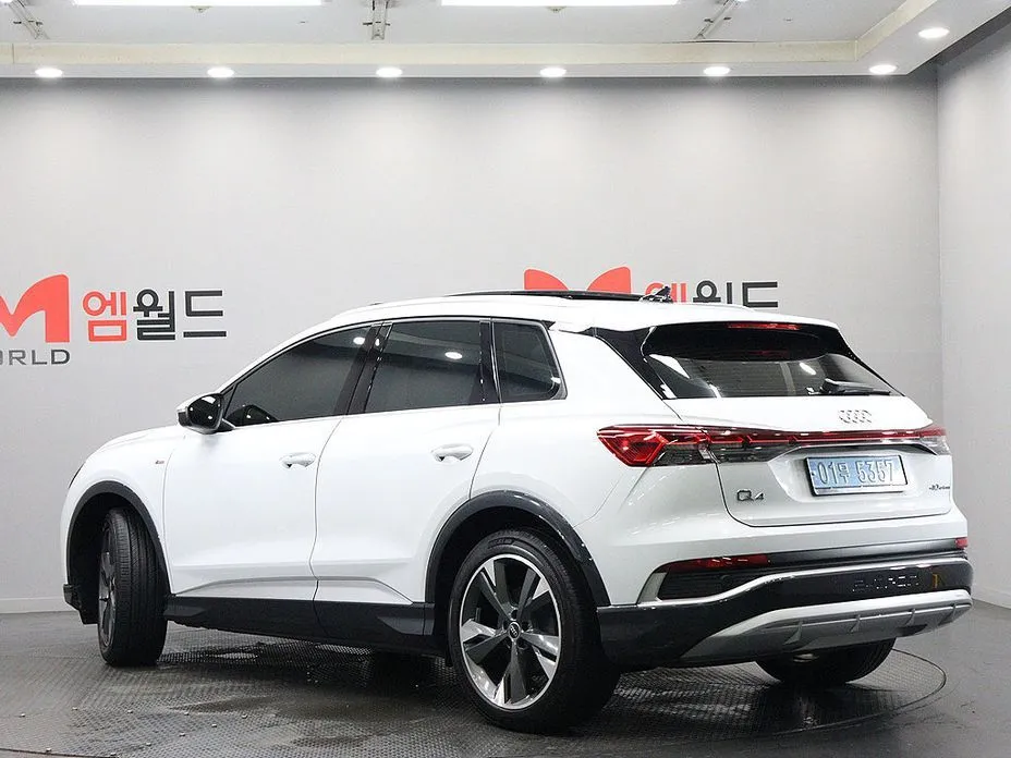 Audi Q4 e-tron 2023 из KR, фото 6