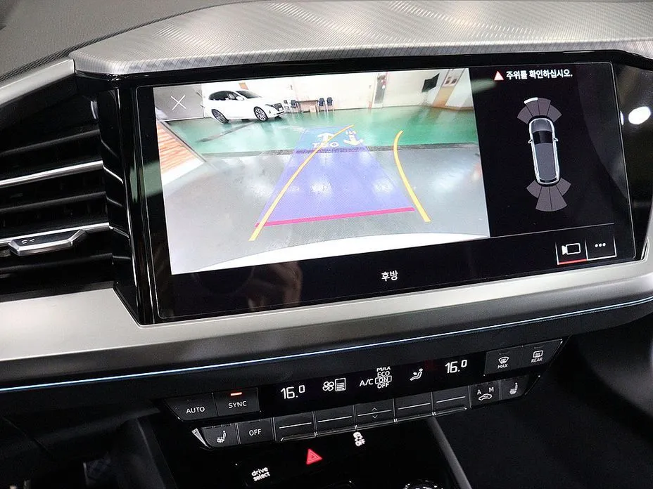 Audi Q4 e-tron 2023 из KR, фото 9