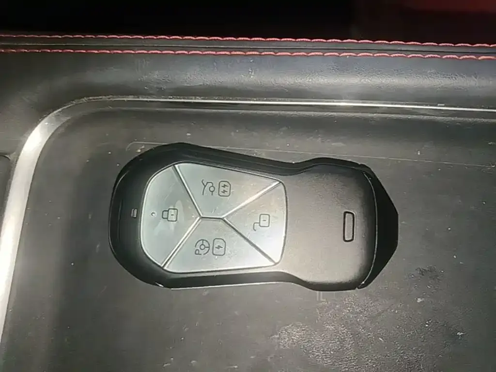 XPeng P7 — фото 3