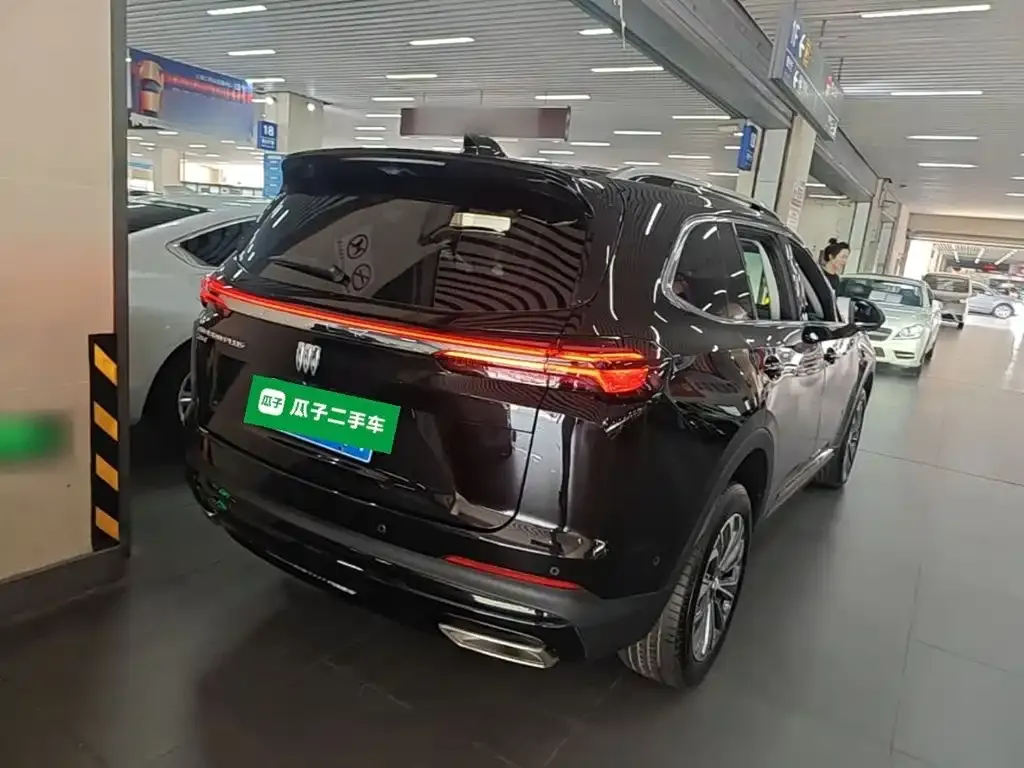 Buick Envision Plus — фото 10