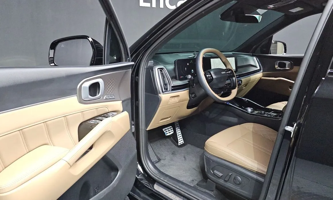 Kia Sorento — фото 10