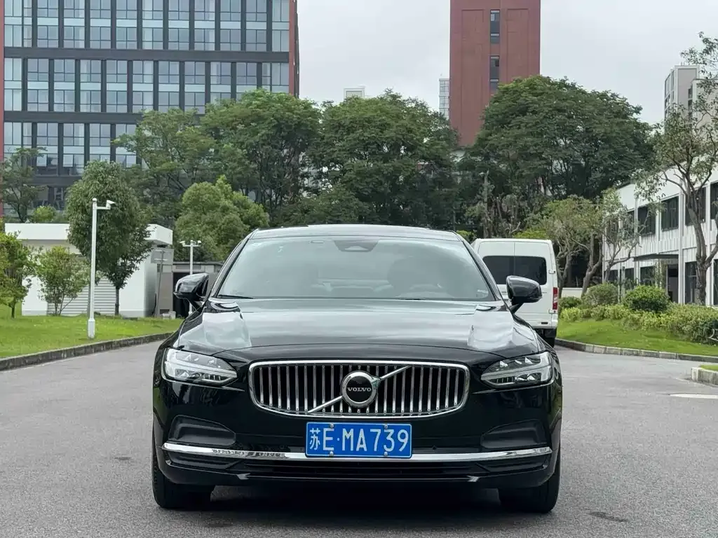 Volvo S90 — фото 6