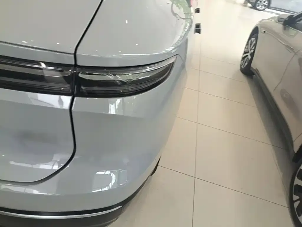 NIO EC7 — фото 4