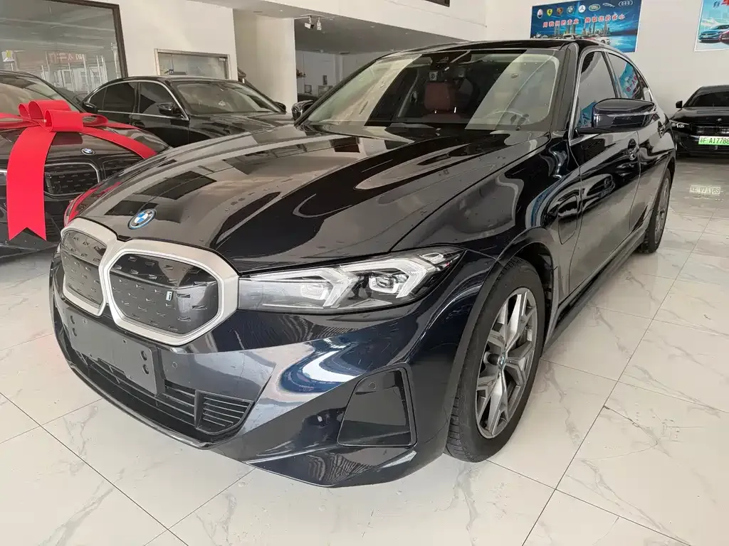 BMW i3 — фото 1
