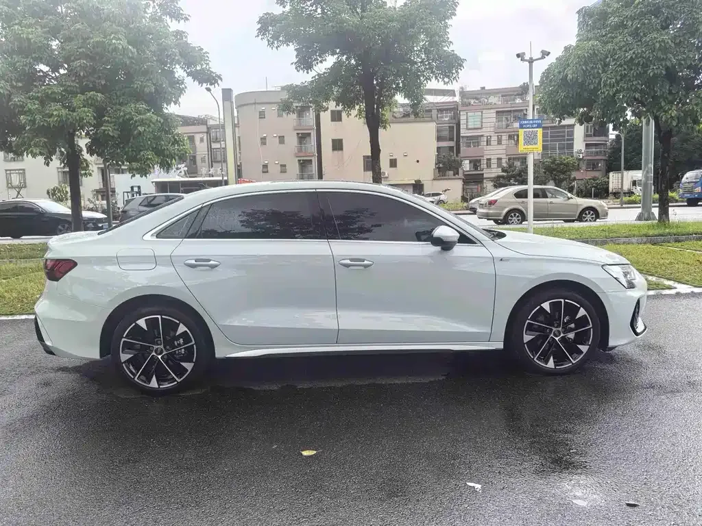 Audi A3 — фото 3
