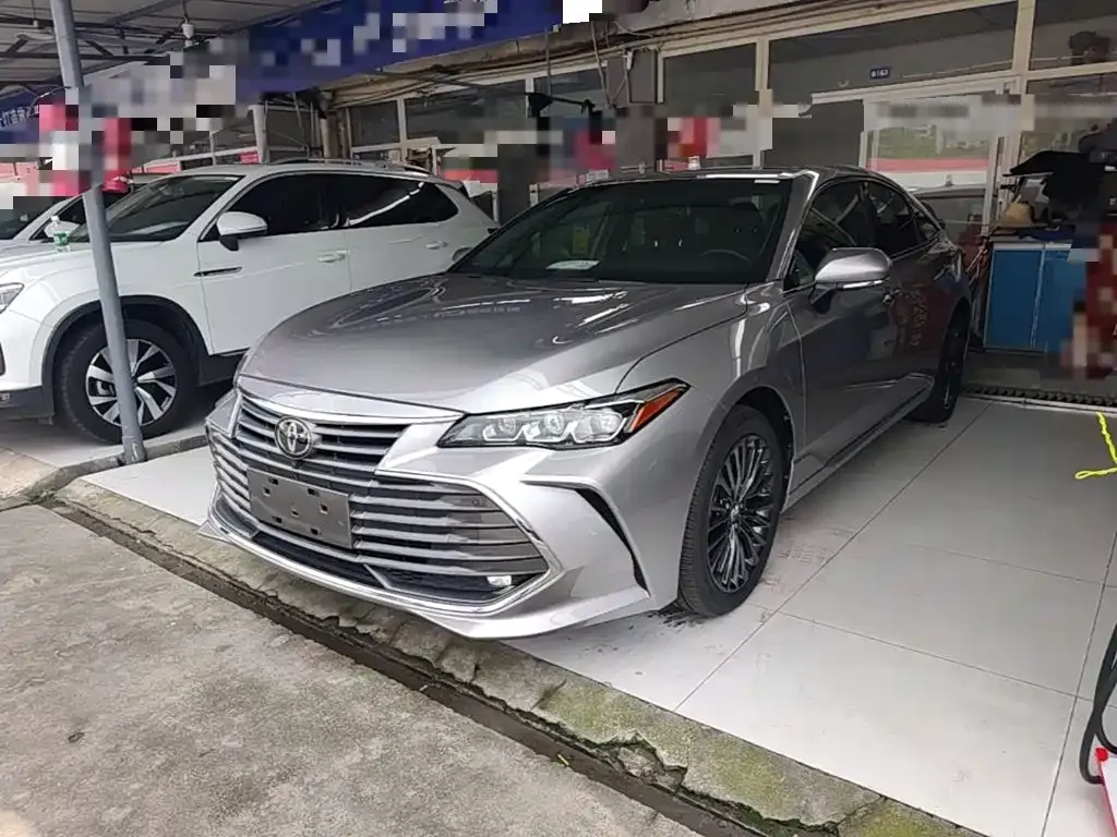 Toyota Avalon — фото 6