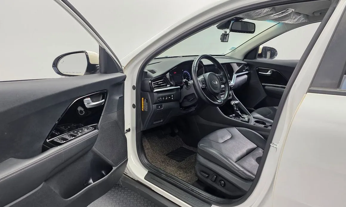 Kia Niro 2021 из KR, фото 6