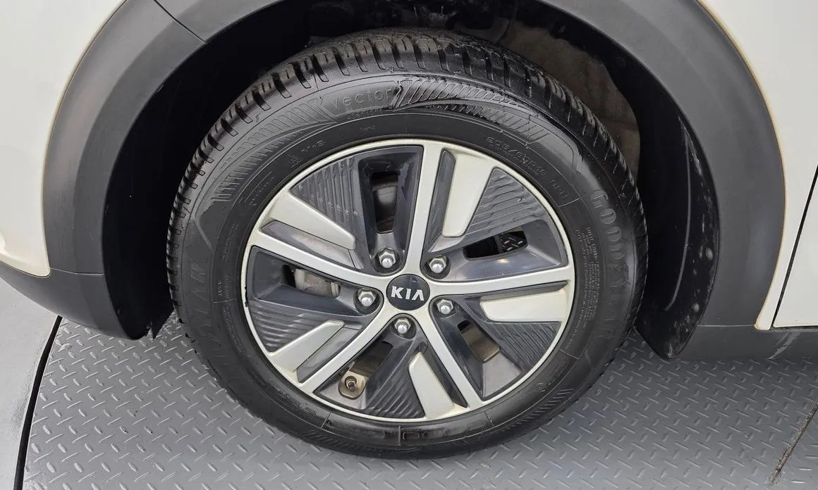Kia Niro 2021 из KR, фото 10
