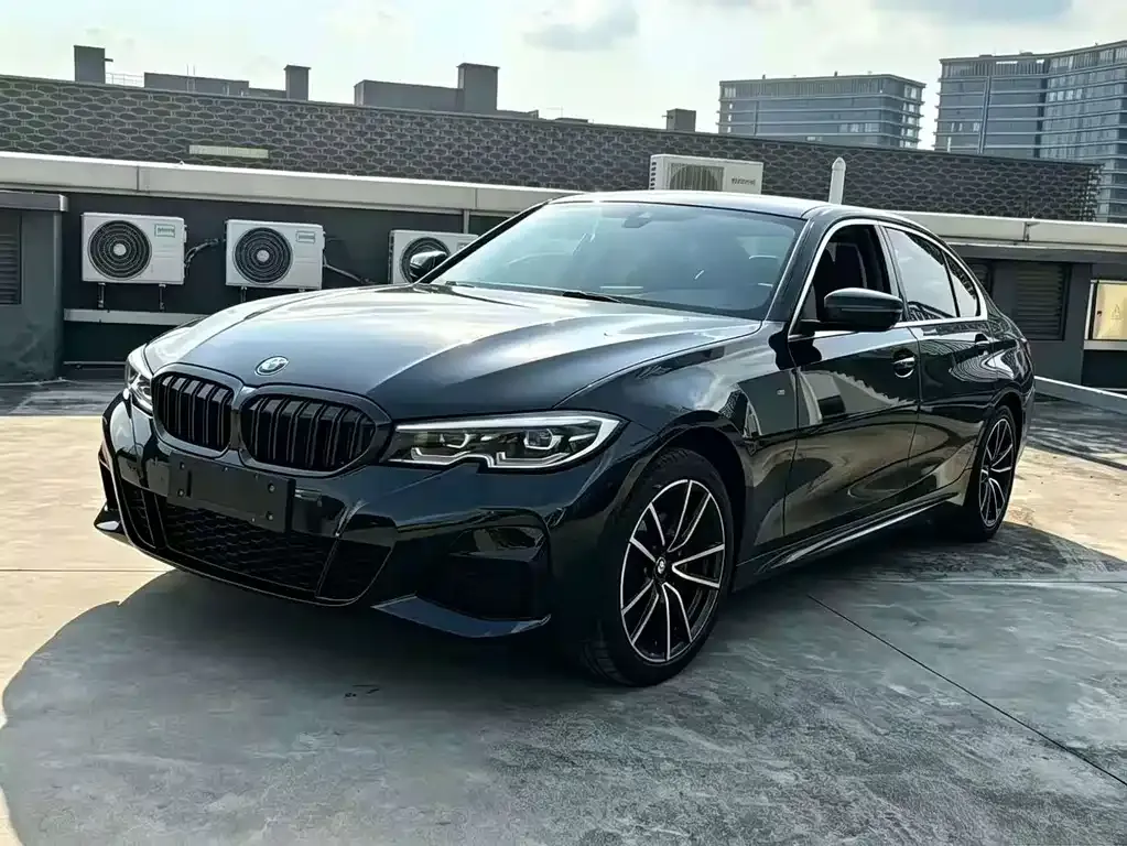 BMW 3 Series — фото 1