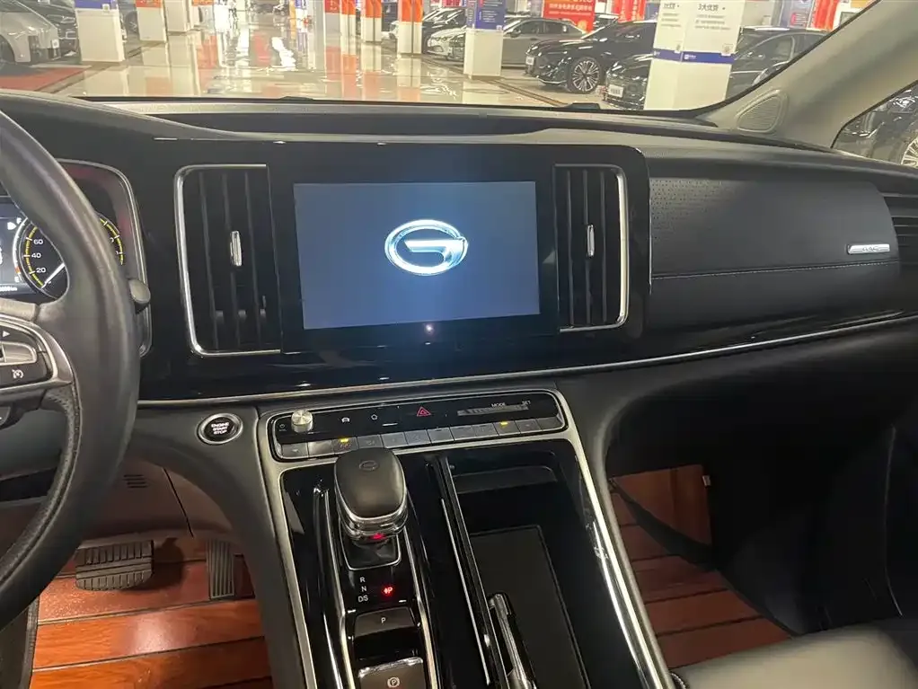 GAC Motor Trumpchi M8 — фото 4