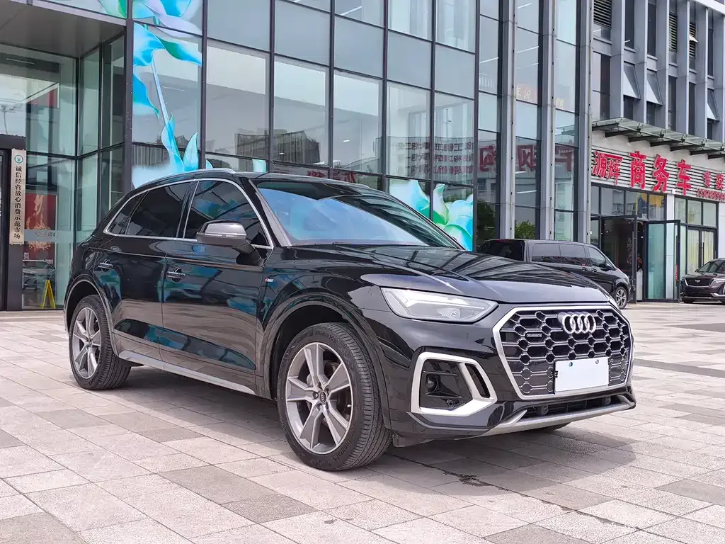 Audi Q5L 2021 из CN, фото 4