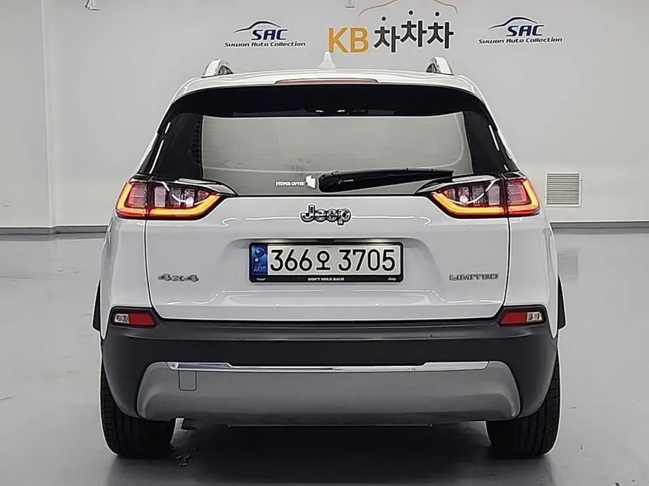 Jeep Cherokee 2021 из KR, фото 2