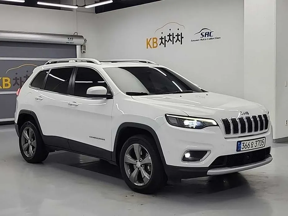Jeep Cherokee 2021 из KR, фото 4