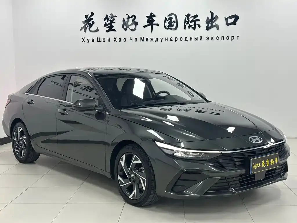 Hyundai Elantra — фото 6