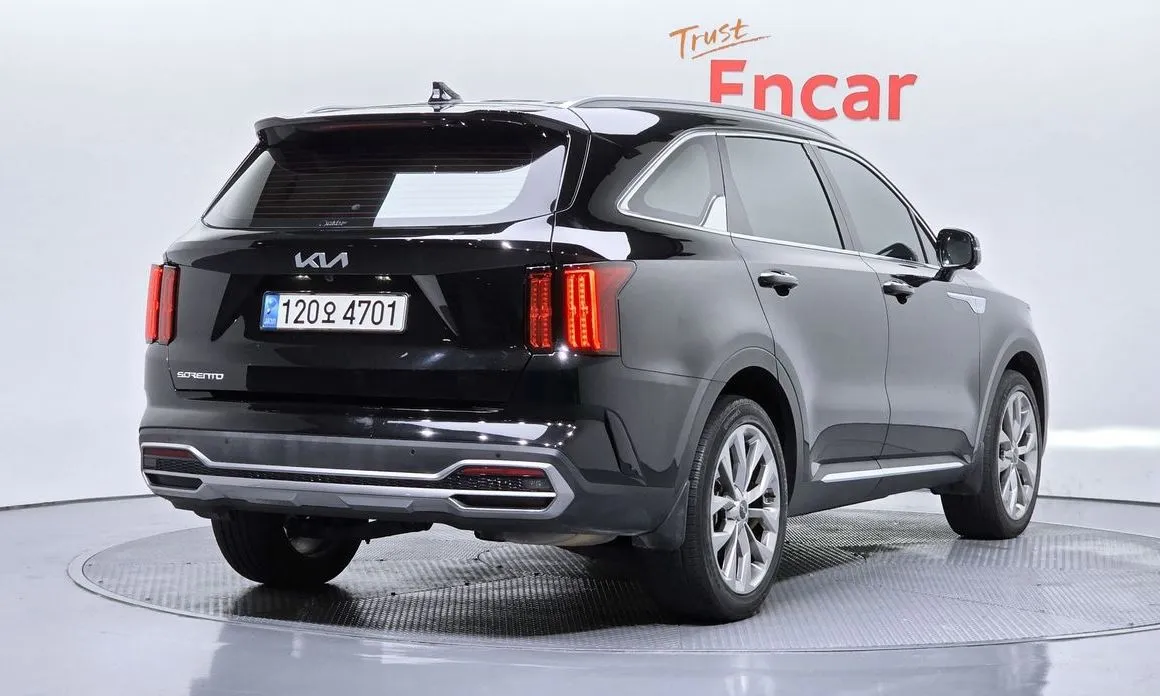 Kia Sorento — фото 9