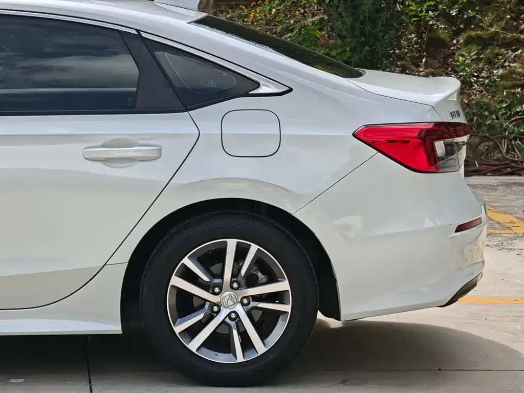Honda Civic — фото 2